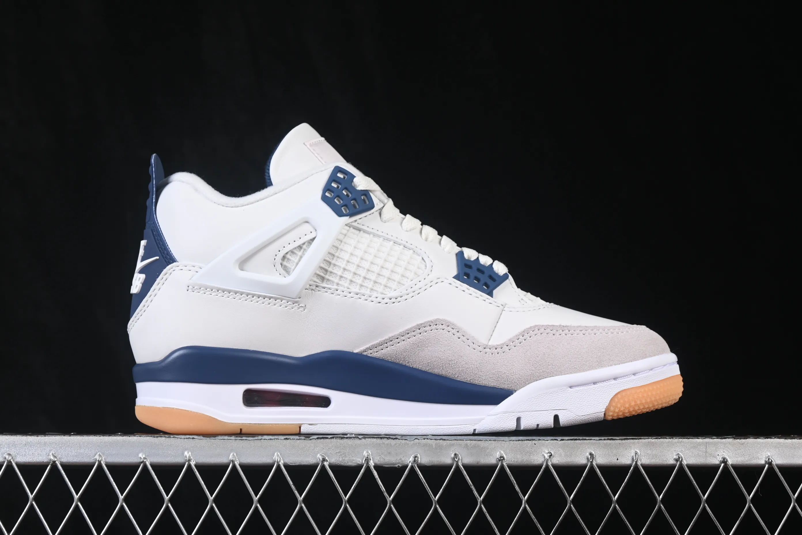 All categories Air Jordan Jordan series basketball shoes Air Jordan 4 LJR version Nike SB x Air Jordan 4 "Navy" AJ4 Joe 4 joint white and blue DR5415-100